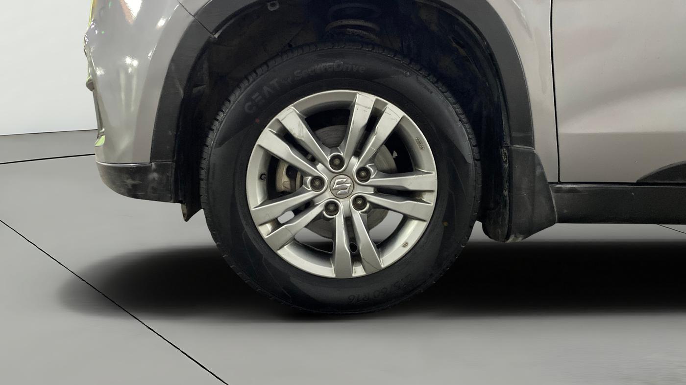 2017 Maruti Vitara Brezza ZDI, Diesel, Manual, 58,534 km, Left Front Wheel
