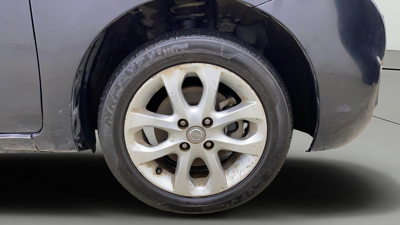 2019 Nissan Micra XV CVT, Petrol, Automatic, 1,03,683 km, Right Front Wheel
