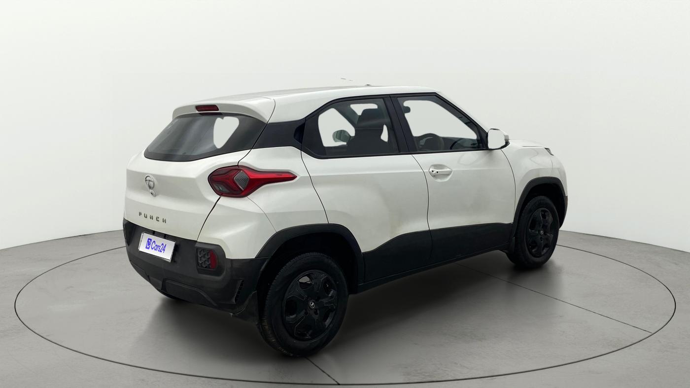 2021 Tata PUNCH ACCOMPLISHED AMT, Petrol, Automatic, 26,218 km, Right Back Diagonal