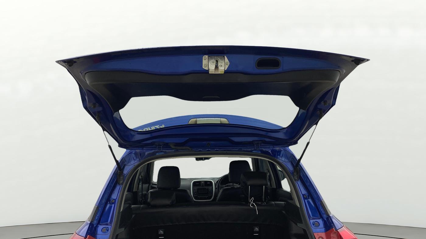 2020 Maruti Vitara Brezza VXI, Petrol, Manual, 30,586 km, Boot Door Open