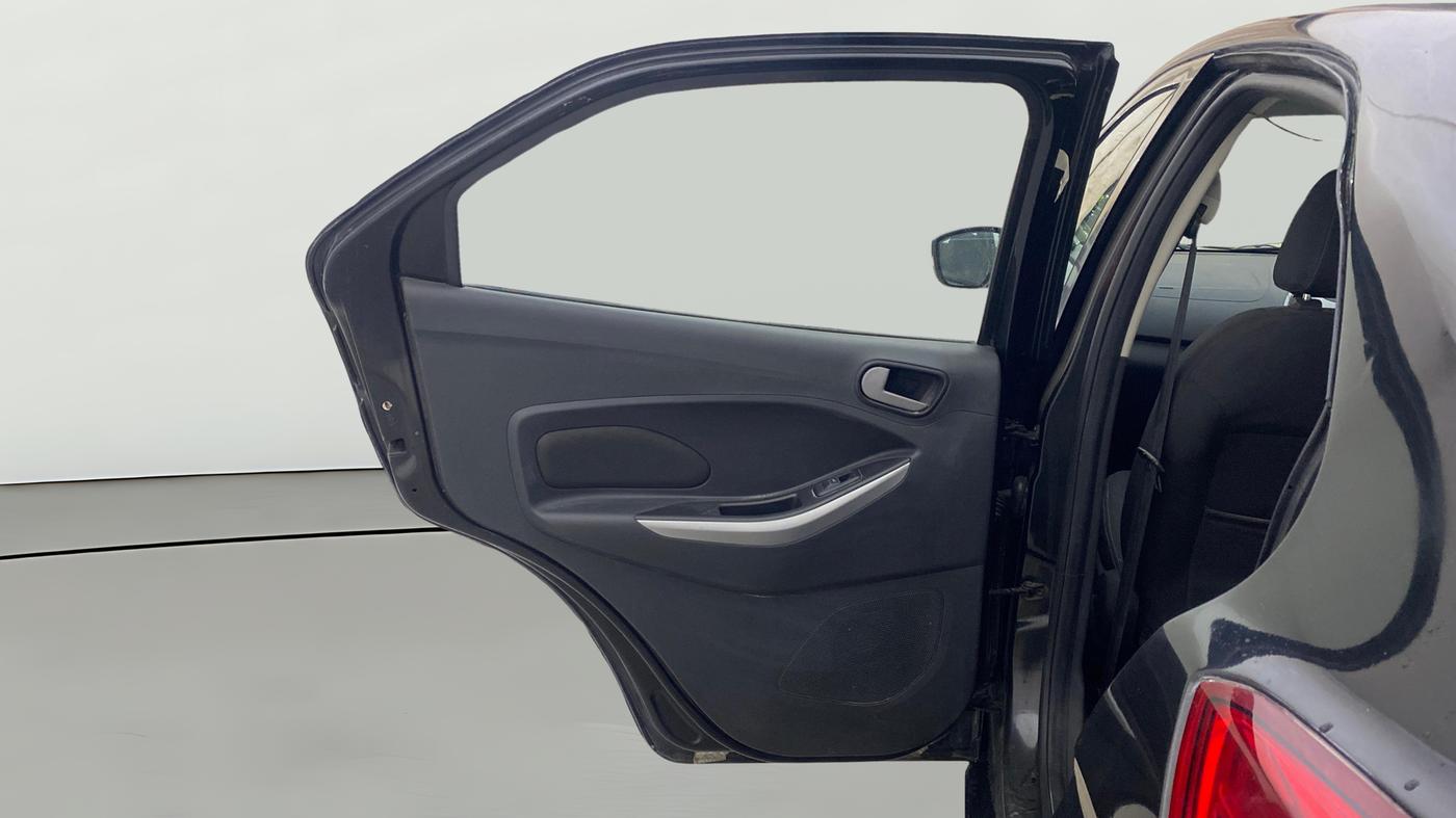 2016 Ford New Figo TITANIUM 1.5 PETROL AT, Petrol, Automatic, 79,835 km, LHS Rear Door