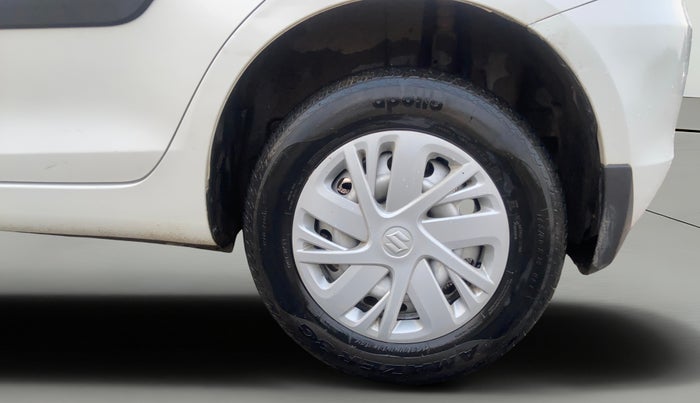 2016 Maruti Swift LXI (O), Petrol, Manual, 64,386 km, Left Rear Wheel
