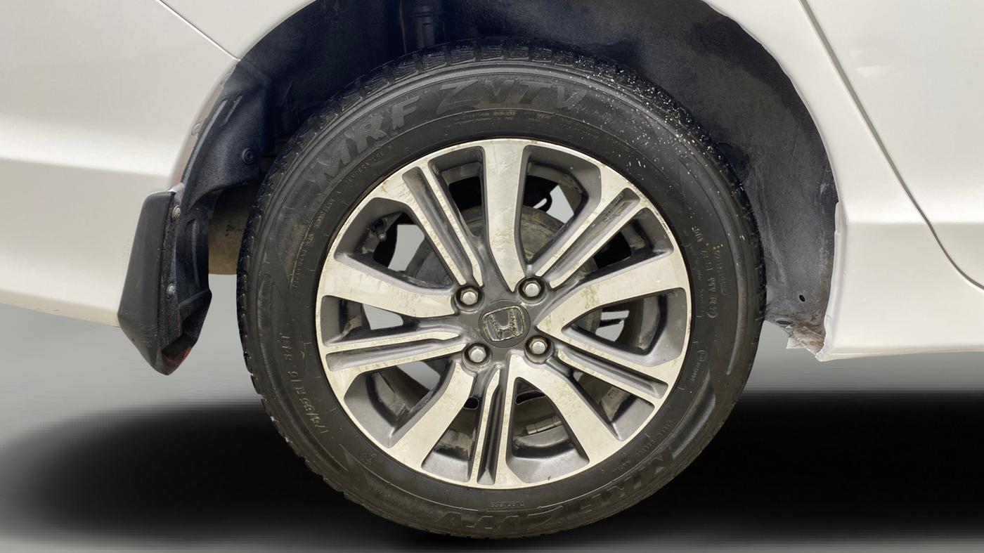 2022 Honda City 1.5L I-VTEC V MT 5TH GEN, Petrol, Manual, 45,734 km, Right Rear Wheel