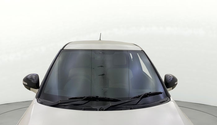 2013 Maruti Swift VDI, Diesel, Manual, 93,055 km, Front Windshield