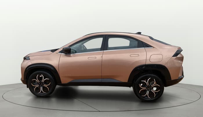 2024 Tata Curvv Accomplished Plus A 1.2 Hyperion GDI Petrol 6MT, Petrol, Manual, 1,757 km, Left Side