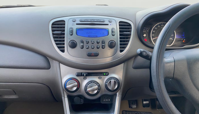 2014 Hyundai i10 SPORTZ 1.1, CNG, Manual, 87,563 km, Air Conditioner