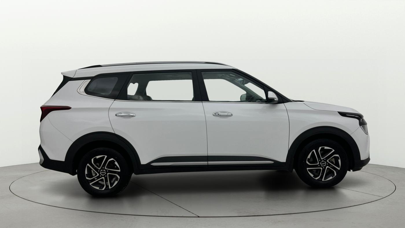 2024 KIA CARENS LUXURY PLUS 1.5 IMT PETROL, Petrol, Manual, 70,993 km, Right Side View