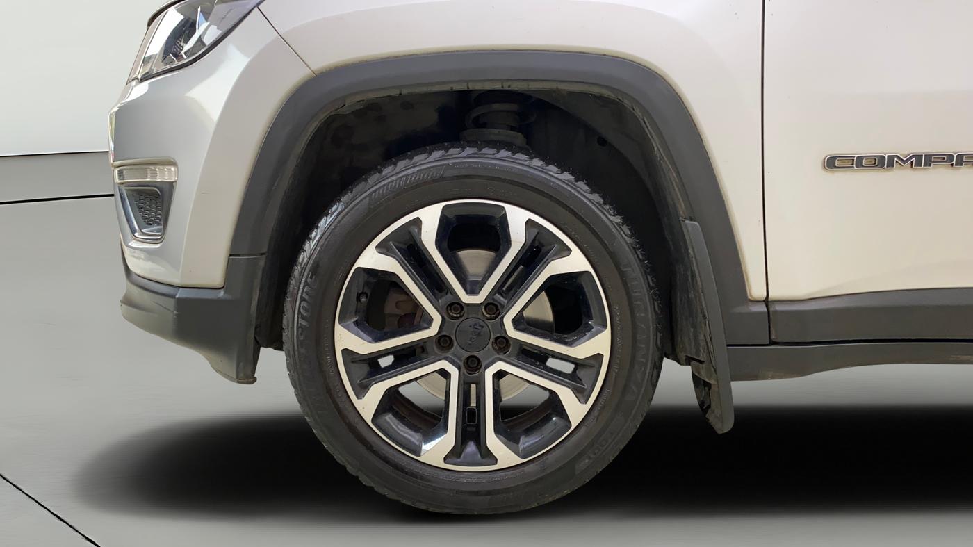 2020 Jeep Compass LIMITED PLUS PETROL AT, Petrol, Automatic, 29,556 km, Left Front Wheel