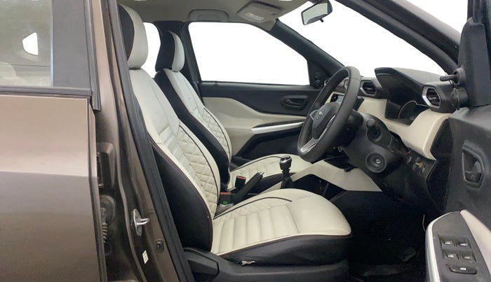 2023 Nissan MAGNITE XE, Petrol, Manual, 25,551 km, Right Side Front Door Cabin