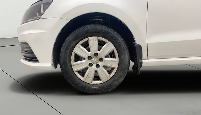 2018 Volkswagen Ameo TRENDLINE 1.5L, Diesel, Manual, 1,17,375 km, Left Front Wheel