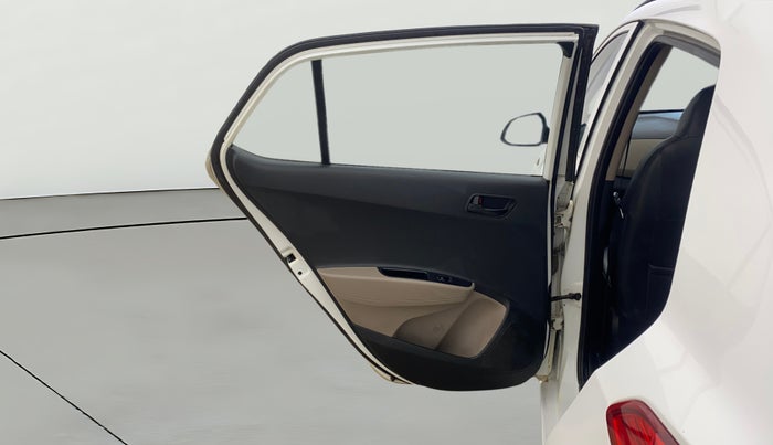 2019 Hyundai Grand i10 MAGNA 1.2 KAPPA VTVT, CNG, Manual, 1,12,058 km, LHS Rear Door