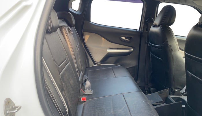 2021 Nissan MAGNITE XV MT, Petrol, Manual, 26,538 km, Right Side Rear Door Cabin