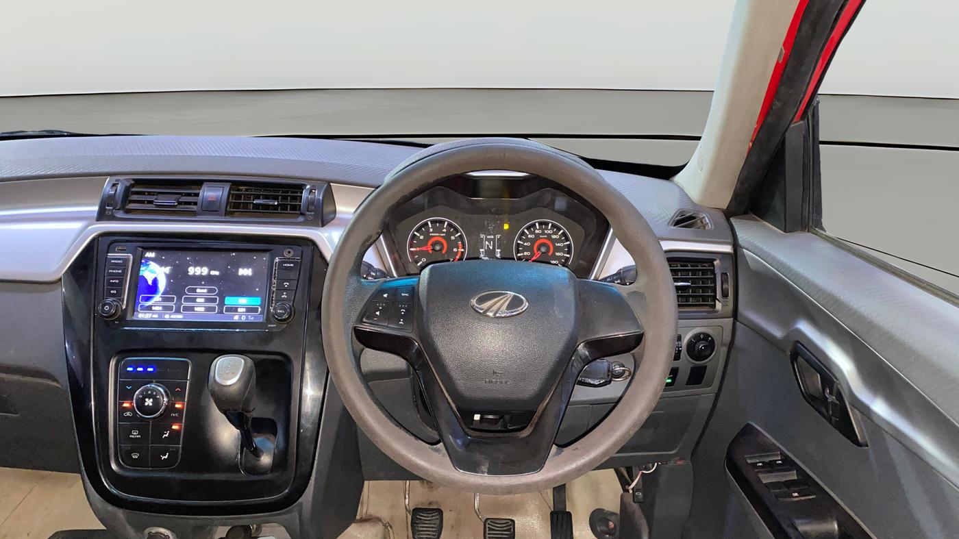 2019 Mahindra KUV 100 NXT K6+ D 6 STR, Diesel, Manual, 97,267 km, Steering Wheel Close Up