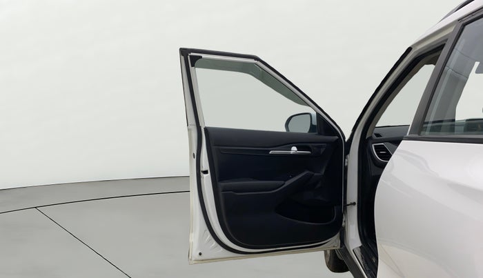 2019 KIA SELTOS HTK PLUS 1.5, Petrol, Manual, 72,140 km, LHS Front Door