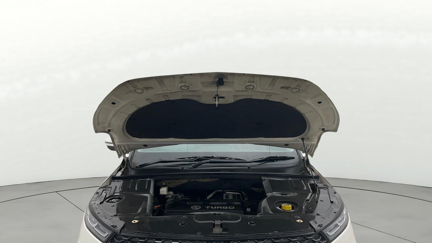 2022 MG HECTOR PLUS SHARP 1.5 PETROL TURBO CVT 6-STR, Petrol, Automatic, 57,165 km, Open Bonet