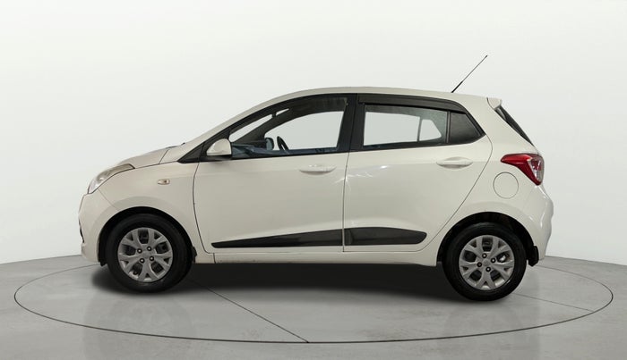 2016 Hyundai Grand i10 MAGNA 1.2 KAPPA VTVT, CNG, Manual, 1,37,728 km, Left Side