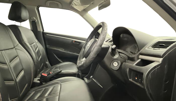 2015 Maruti Swift LXI (O), Petrol, Manual, 65,661 km, Right Side Front Door Cabin