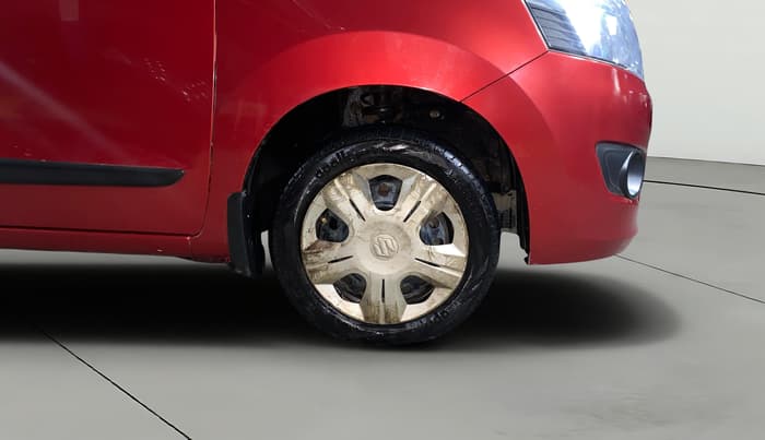 2018 Maruti Wagon R 1.0 VXI, Petrol, Manual, 31,059 km, Right Front Wheel