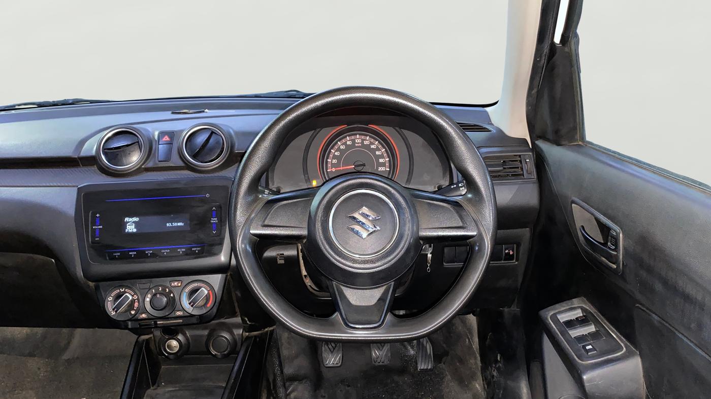 2022 Maruti Swift LXI, Petrol, Manual, 1,39,698 km, Steering Wheel Close Up