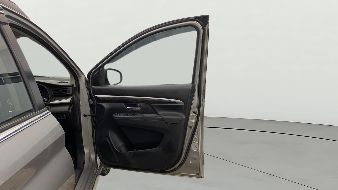 2020 Maruti XL6 ZETA MT, Petrol, Manual, 42,065 km, RHS Front Door