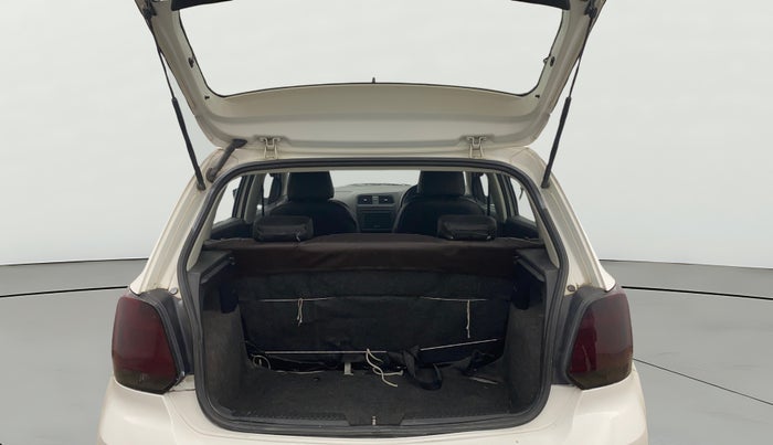 2015 Volkswagen Polo COMFORTLINE 1.2L, Petrol, Manual, 1,02,403 km, Boot Open Zoomed View