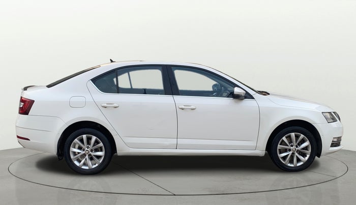 2018 Skoda Octavia L&K 1.8 TSI AT, Petrol, Automatic, 52,736 km, Right Side View