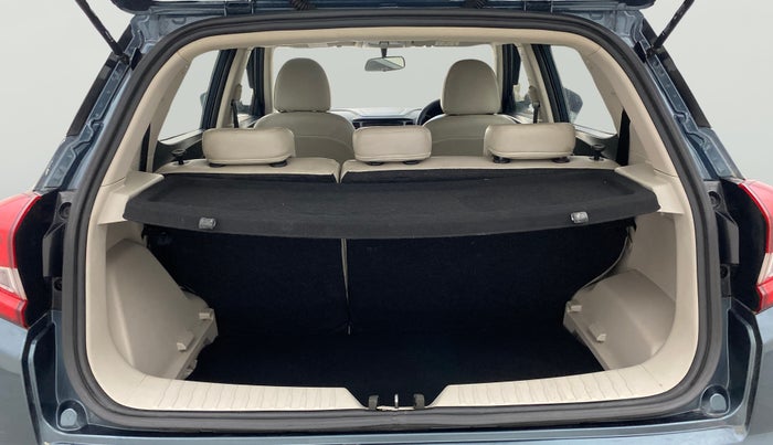 2021 Mahindra XUV300 W6 1.2 PETROL AMT, Petrol, Automatic, 19,551 km, Boot Open Zoomed View