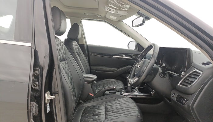 2021 KIA SELTOS HTX ANNIVERSARY EDITION 1.5 DIESEL, Diesel, Manual, 1,15,492 km, Right Side Front Door Cabin