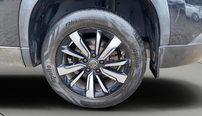 2020 MG HECTOR SHARP HYBRID 1.5 PETROL, Petrol, Manual, 81,698 km, Left Rear Wheel
