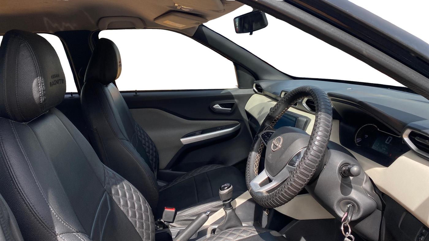 2022 Nissan MAGNITE XL, Petrol, Manual, 56,793 km, Right Side Front Door Cabin