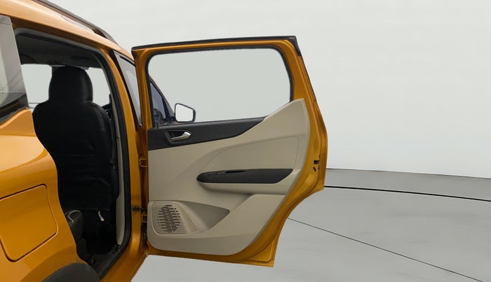 2019 Renault TRIBER RXZ, Petrol, Manual, 27,832 km, RHS Rear Door