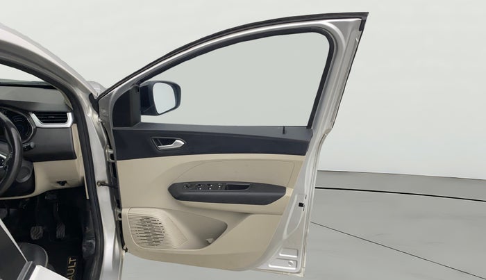 2022 Renault TRIBER RXZ, Petrol, Manual, 19,954 km, RHS Front Door