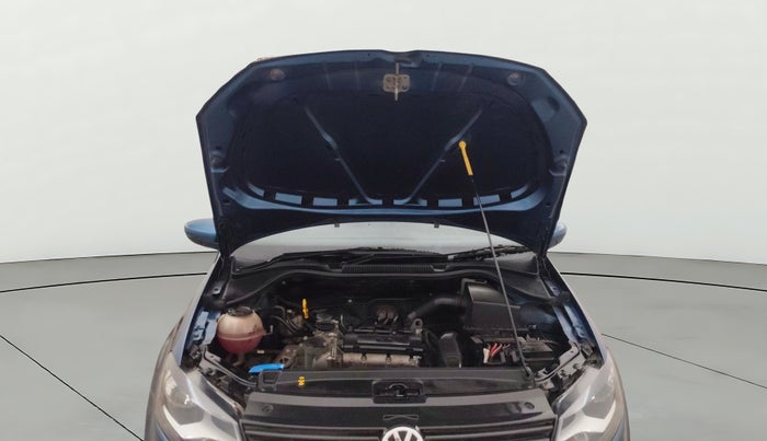 2017 Volkswagen Polo HIGHLINE PLUS 1.2(16 ALLOY, Petrol, Manual, 20,682 km, Open Bonet