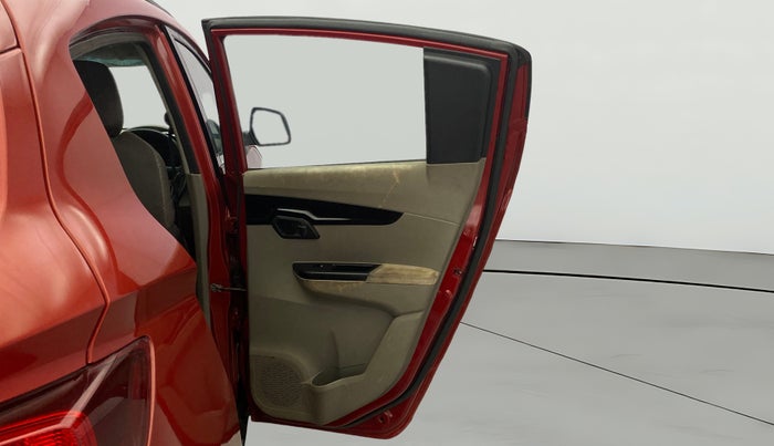 2015 Mahindra Kuv100 K6 5 STR, Petrol, Manual, 65,767 km, RHS Rear Door