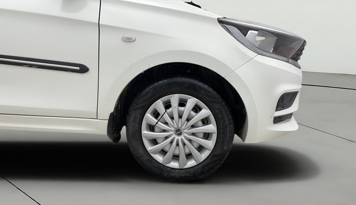 2020 Tata Tiago XE PETROL, CNG, Manual, 26,025 km, Right Front Wheel