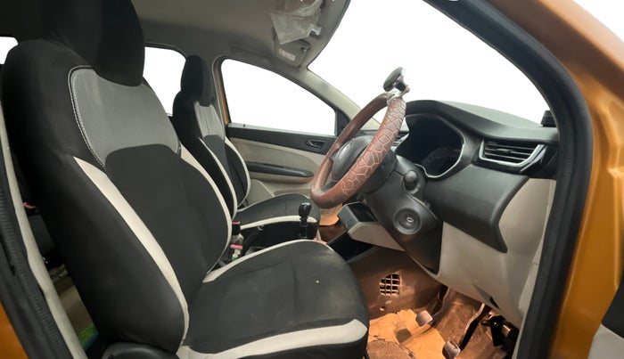 2021 Renault TRIBER RXL MT, Petrol, Manual, 64,712 km, Right Side Front Door Cabin