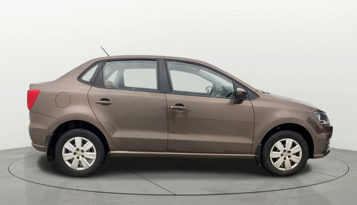 2018 Volkswagen Ameo TRENDLINE 1.0L, Petrol, Manual, 42,312 km, Right Side View