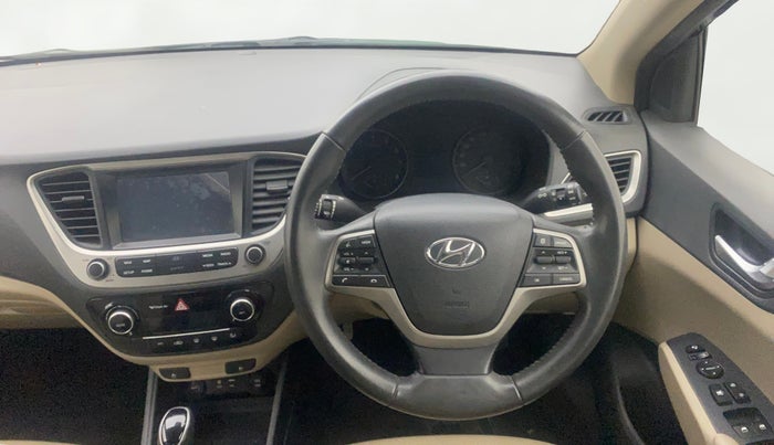 2017 Hyundai Verna 1.6 VTVT SX (O) AT, Petrol, Automatic, 34,773 km, Steering Wheel Close Up