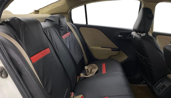 2018 Honda City 1.5L I-VTE V CVT, Petrol, Automatic, 1,31,590 km, Right Side Rear Door Cabin