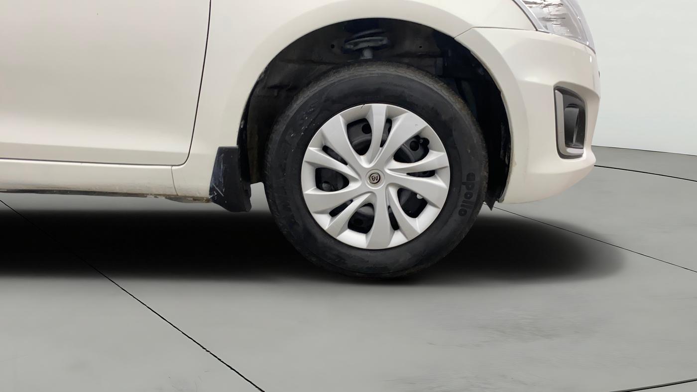 2014 Maruti Swift VXI, Petrol, Manual, 19,993 km, Right Front Wheel