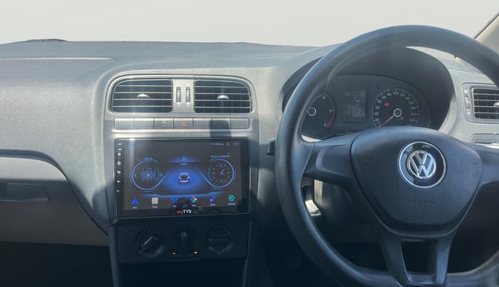 2014 Volkswagen Polo COMFORTLINE 1.2L, Diesel, Manual, 1,04,375 km, Air Conditioner