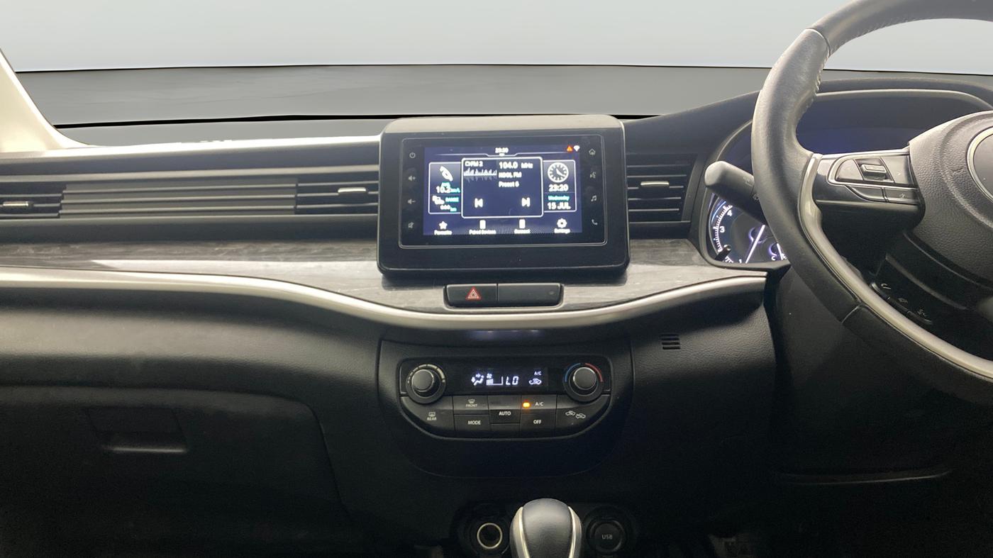 2022 Maruti XL6 ALPHA AT, Petrol, Automatic, 75,299 km, Air Conditioner