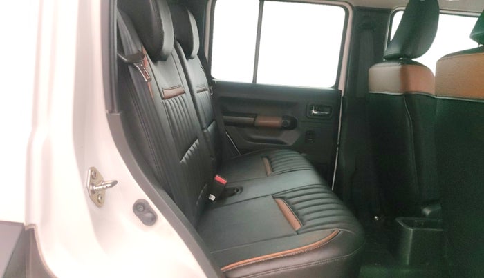 2023 Maruti JIMNY ALPHA ALL GRIP PRO AT, Petrol, Automatic, 16,821 km, Right Side Rear Door Cabin
