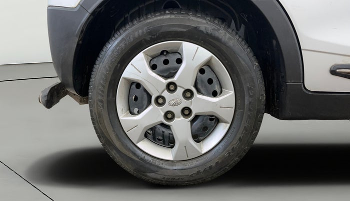 2021 Mahindra XUV300 W6 1.5 Sunroof Diesel, Diesel, Manual, 71,527 km, Right Rear Wheel