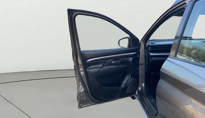 2019 Maruti XL6 ALPHA MT, Petrol, Manual, 94,172 km, LHS Front Door