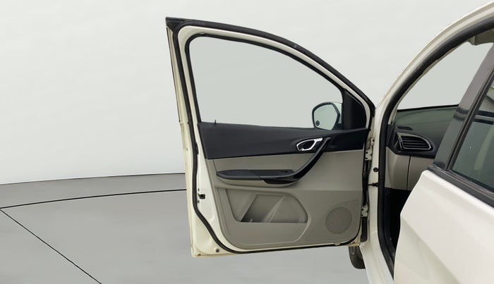 2019 Tata Tiago XZA PLUS PETROL, Petrol, Automatic, 31,883 km, LHS Front Door