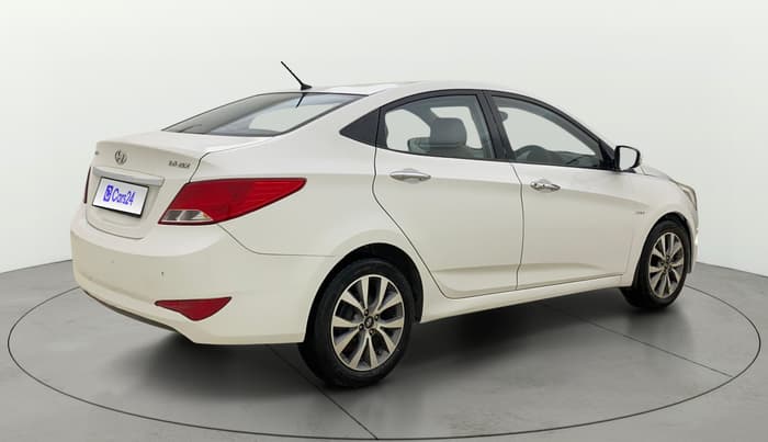2015 Hyundai Verna FLUIDIC 1.6 VTVT SX, Petrol, Manual, 51,445 km, Right Back Diagonal