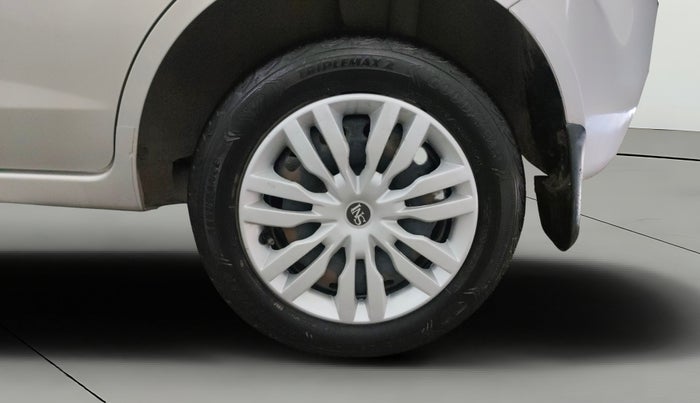 2013 Ford Figo EXI 1.2 PETROL, Petrol, Manual, 1,02,975 km, Left Rear Wheel