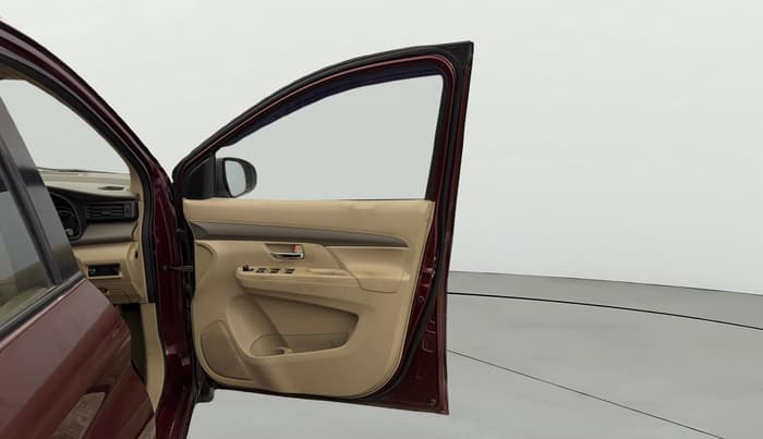 2020 Maruti Ertiga VXI CNG, CNG, Manual, 34,225 km, RHS Front Door