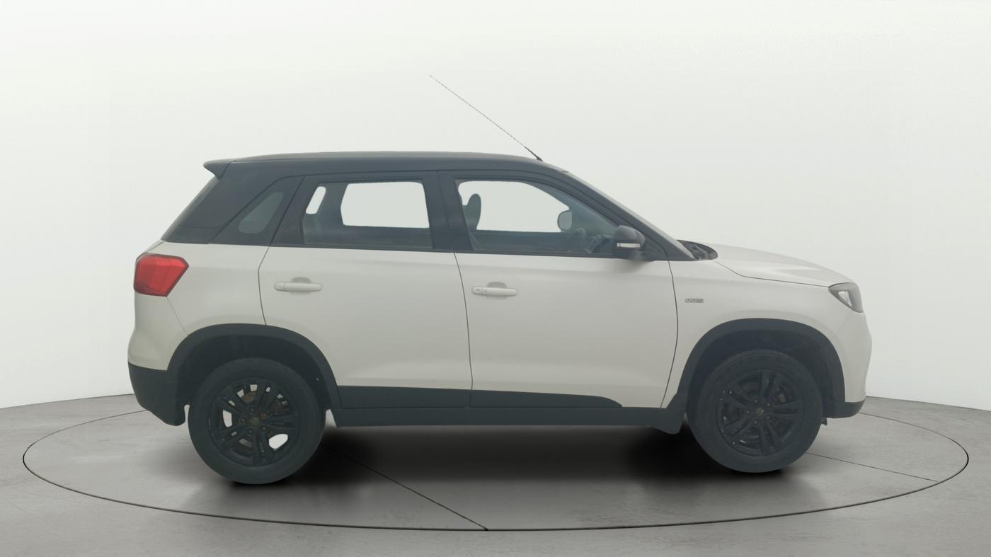 2018 Maruti Vitara Brezza ZDI PLUS AMT, Diesel, Automatic, 43,619 km, Right Side View